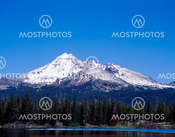Mountain South Sister from Sparks Lake, Oregon