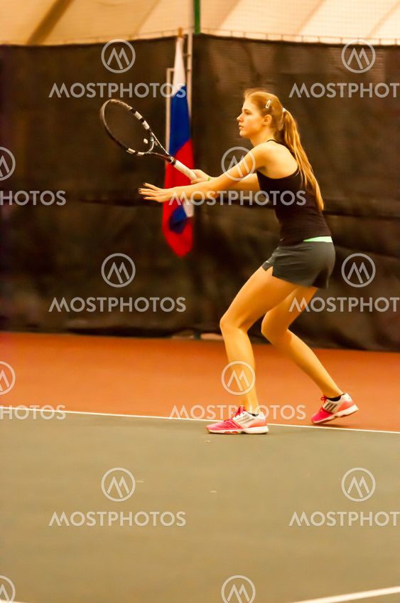 Girl tennis
