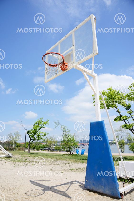 basketball hoop stand
