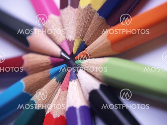 Color pencils in round shape.