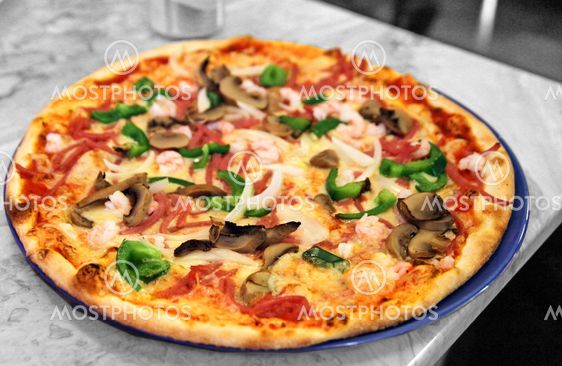 Fresh out of the oven pizzza 1