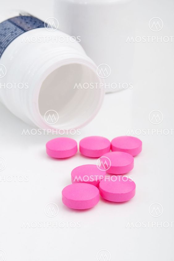 Pink piller i flaske