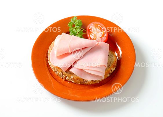 Bread with sliced ham
