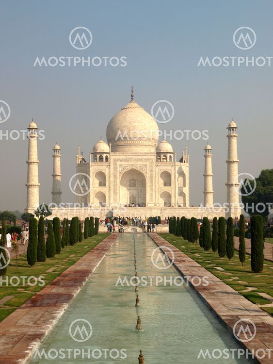 Beautiful white marble of Taj Mahal