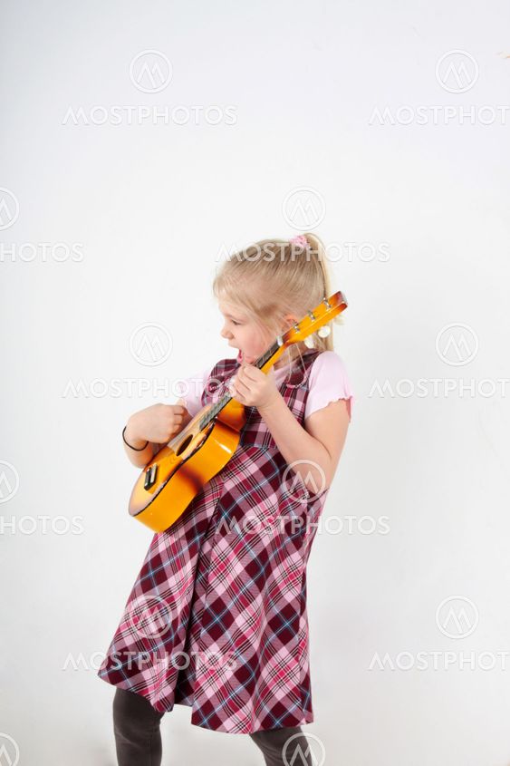 legetøjet guitar