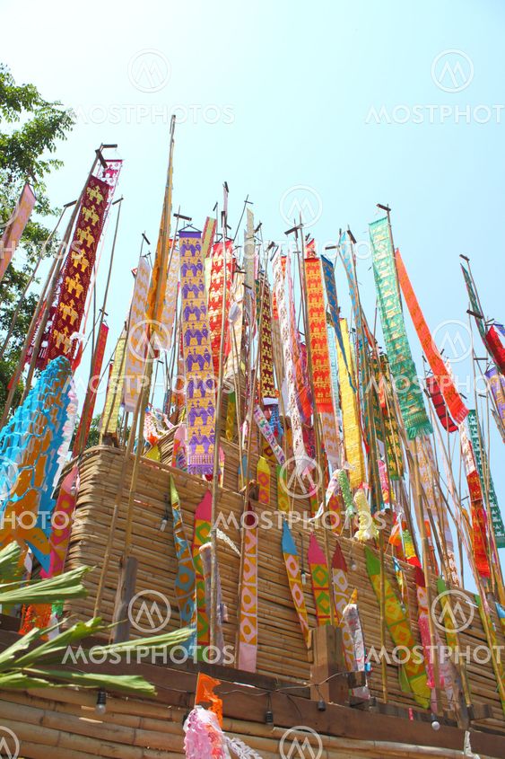 Color paper flag for Buddha worship