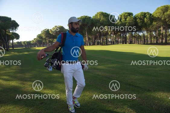golf player walking