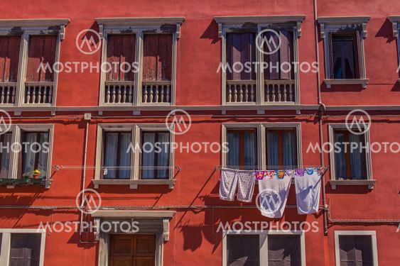 Linen in Venice streets