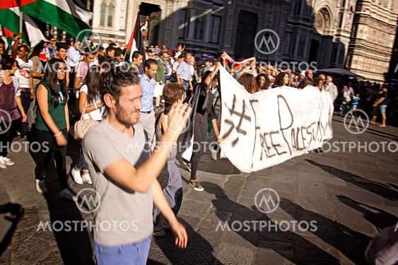 Anti-Israeli Protest to End Gaza Military Strike