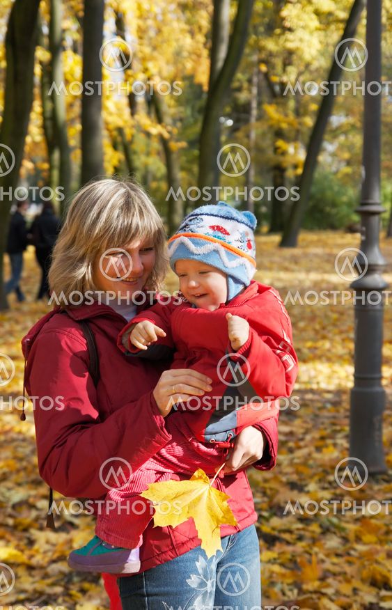 Family in autumn park
