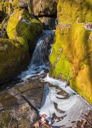Small waterfall at a rock