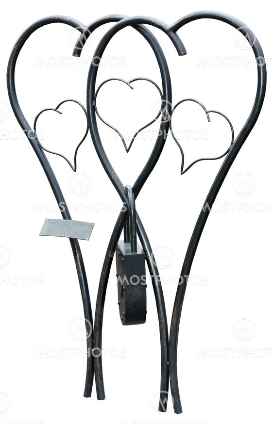 Hearts connection forged figure