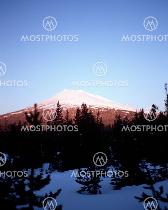 Sunrise in winter over Mount Bachelor, Oregon
