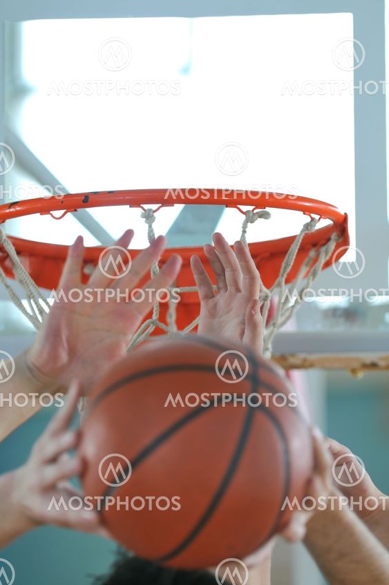 basketball duel