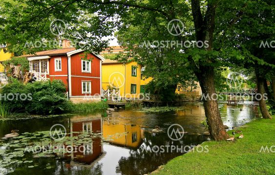 slanting house