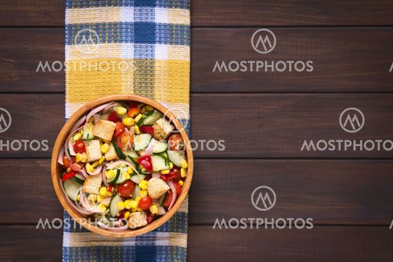 Salad with Croutons