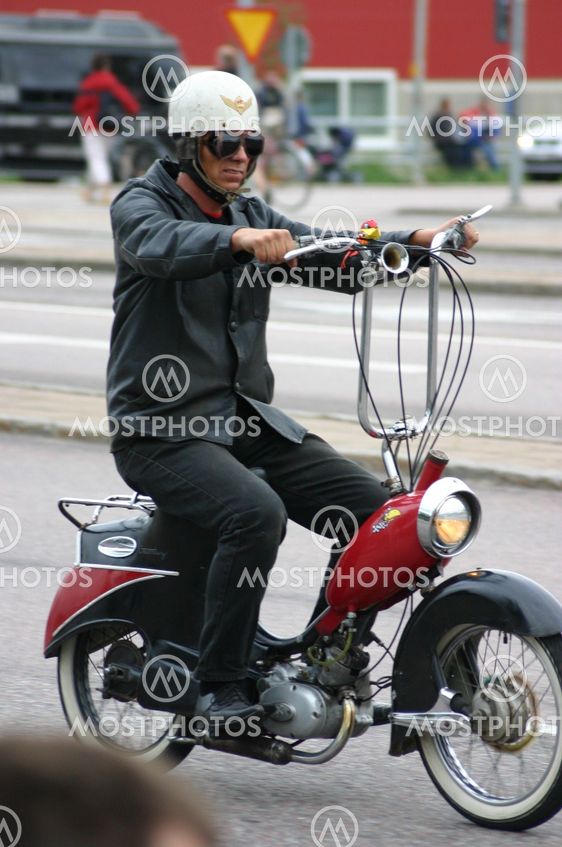 Motor