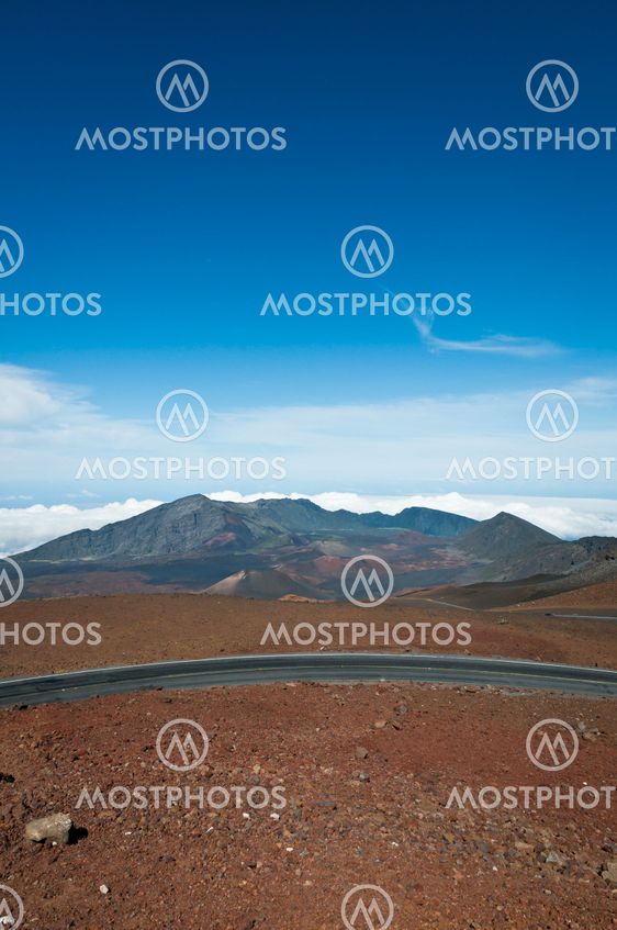 Road arches at Haleakala crater