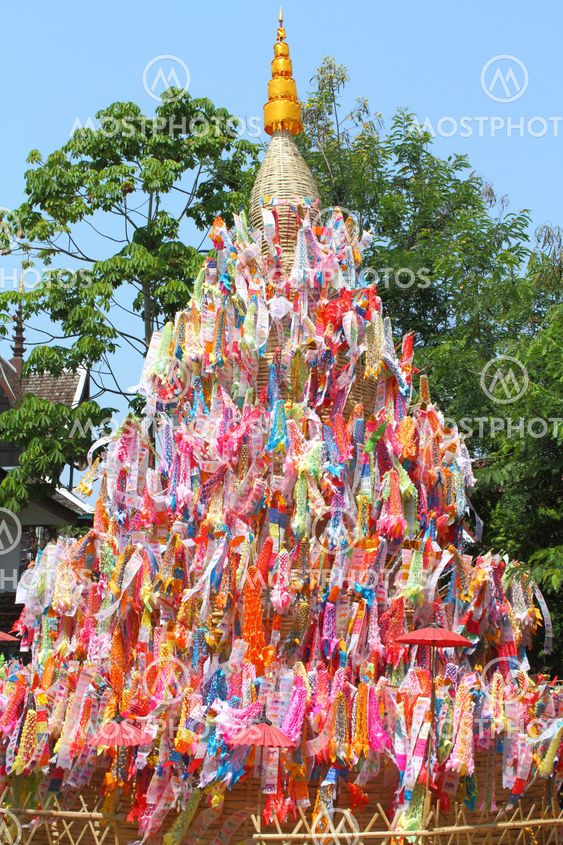 Color paper flag for Buddha worship