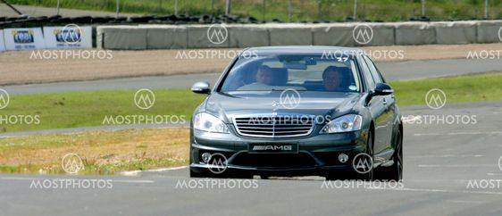 Mercedes Benz