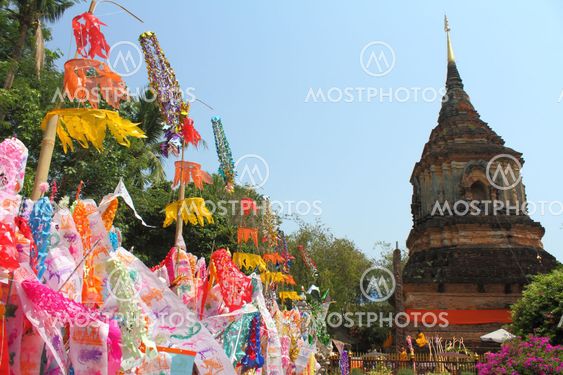Color paper flag for Buddha worship