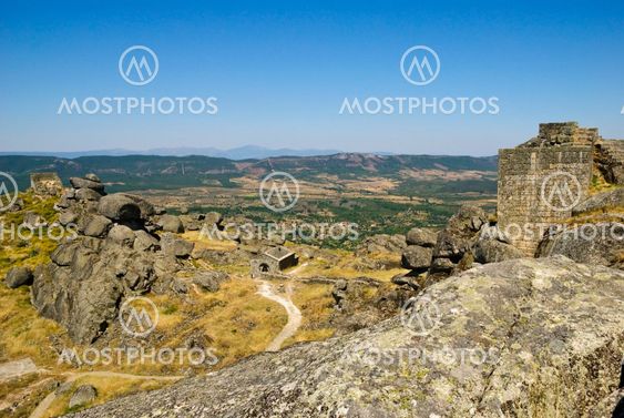 Castle ruins, Monsanto, Portugal