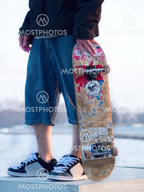 Moderni tilalla Hofstede skateboarder