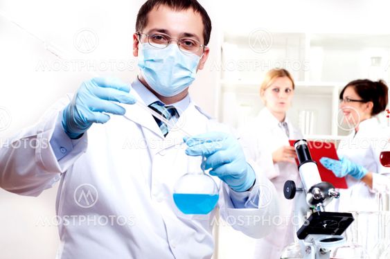 chemist working in the laboratory