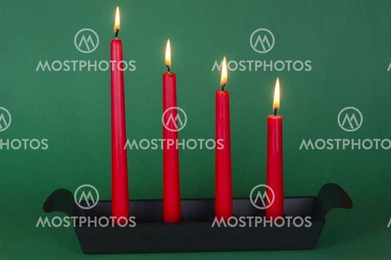 Fourth of Advent with red candles