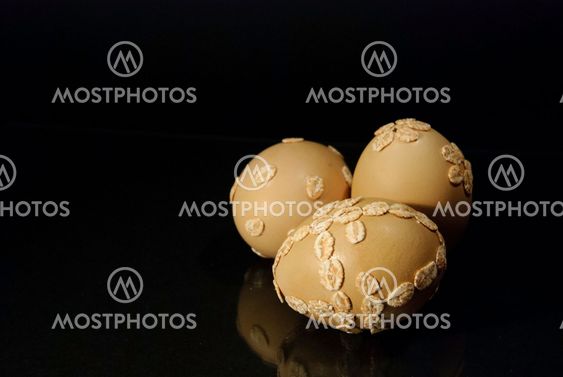 Easter Eggs with Cereals