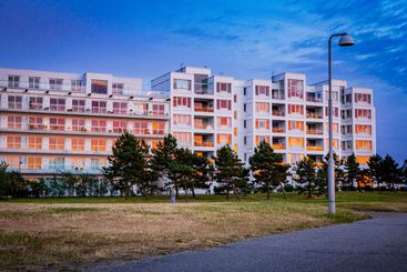 Västra hamnen i skymningen