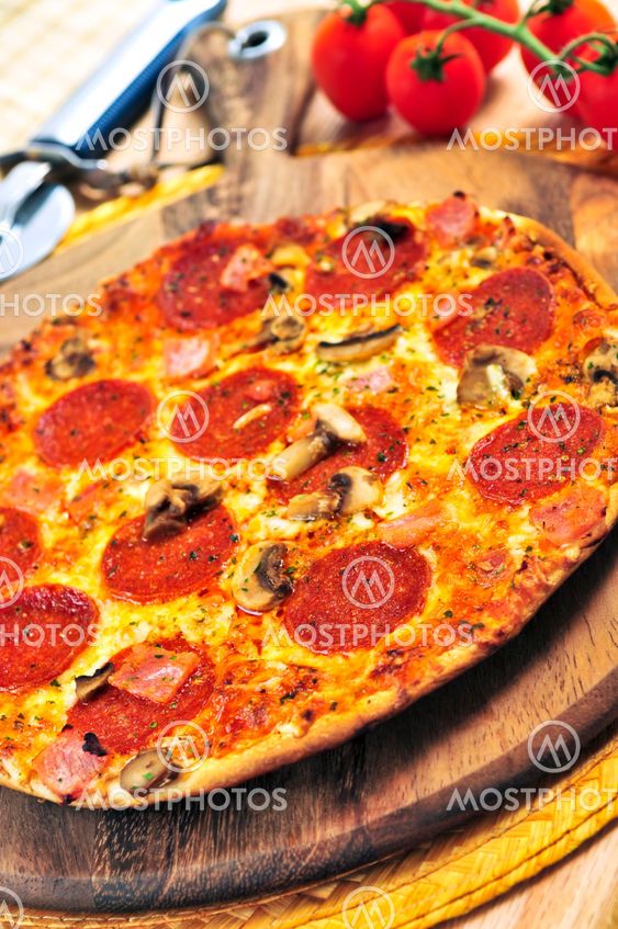 Pepperoni pizza