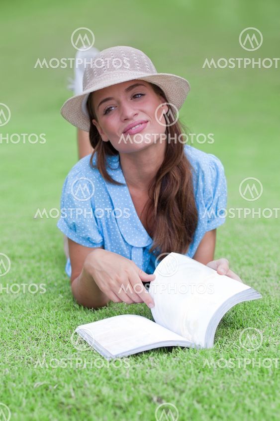 dream with book