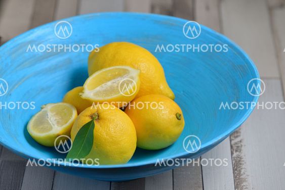 Fresh yellow lemons
