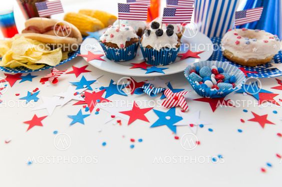 food and drinks on american independence day party
