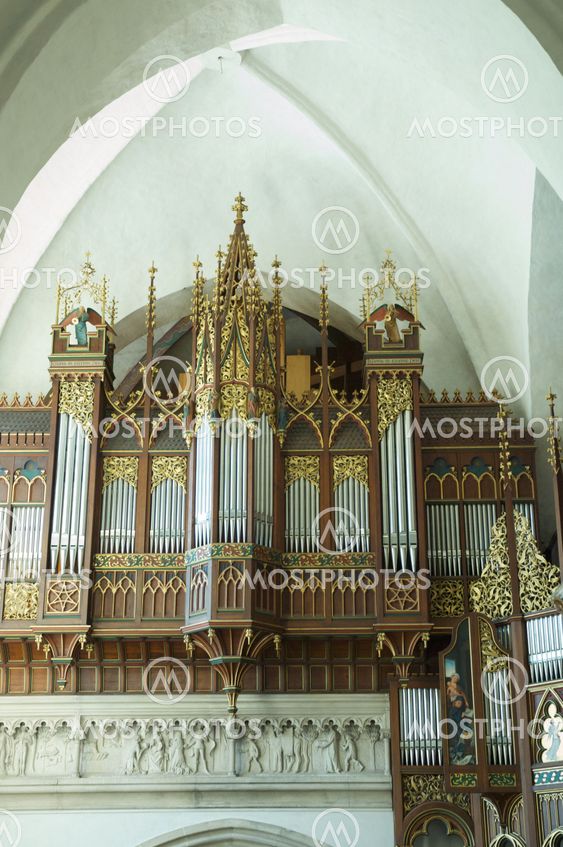 Nyrenoverad orgel