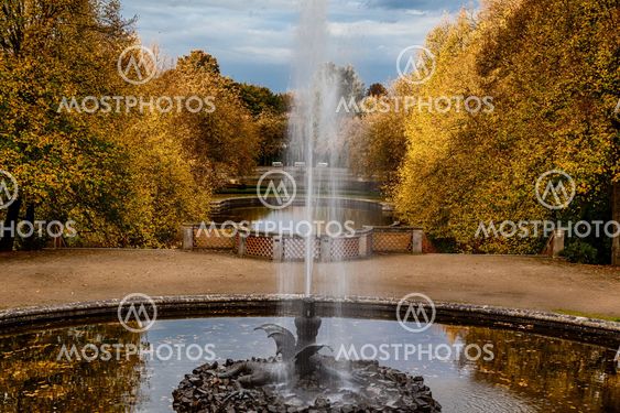 Parklandschaft Ballenstedt Harz im Herbst