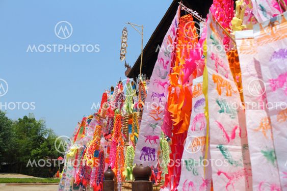 Color paper flag for Buddha worship
