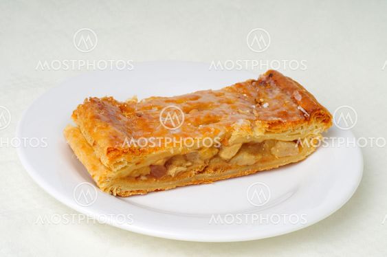 Apple strudel