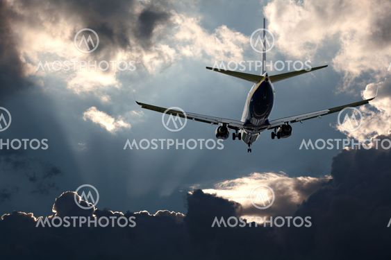 Passagerfly landing mod et stormfulde luftrum