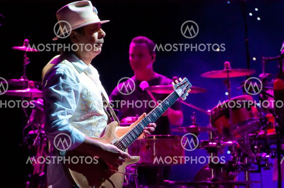 Carlos Santana and Karl Perazzo