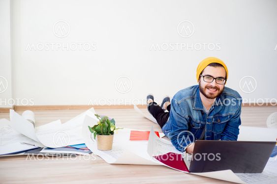 Freelancer architect working from home