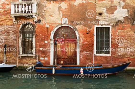 Typical building in Venice.