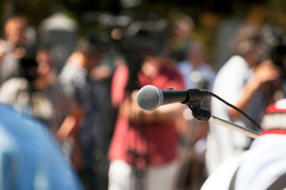 Microphone