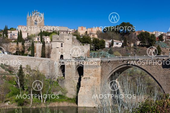 Bridge of San Martin, Toledo, Castilla la Mancha, Spain