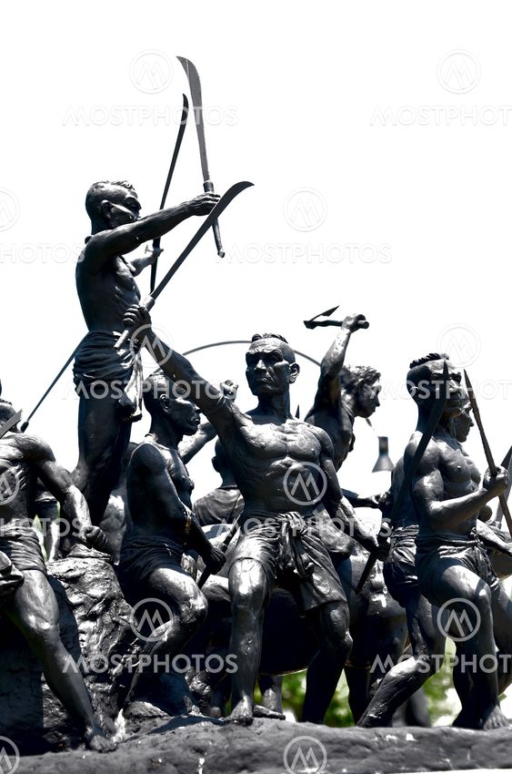 Heroes Monument
