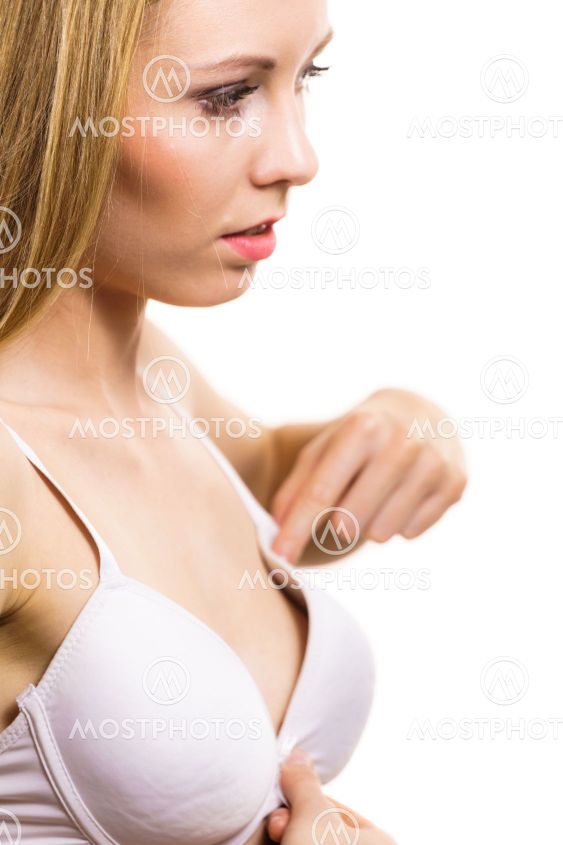 Female wearing too big bra