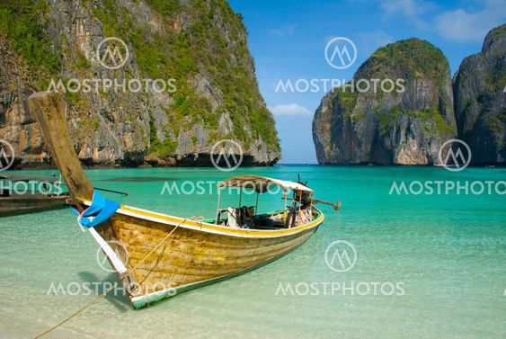 Phi Phi island lagoon