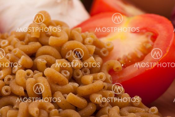 Whole meal macaroni