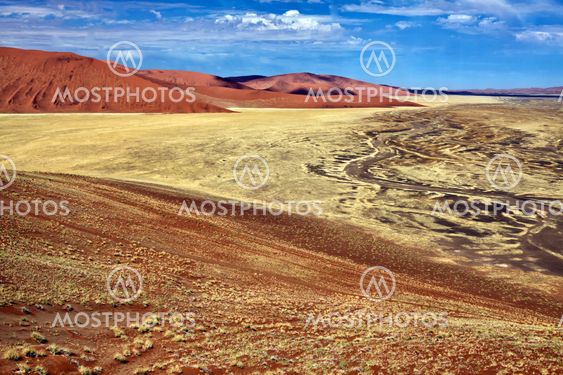 a view from the une 45 near sossusvlei & sesriem namibia